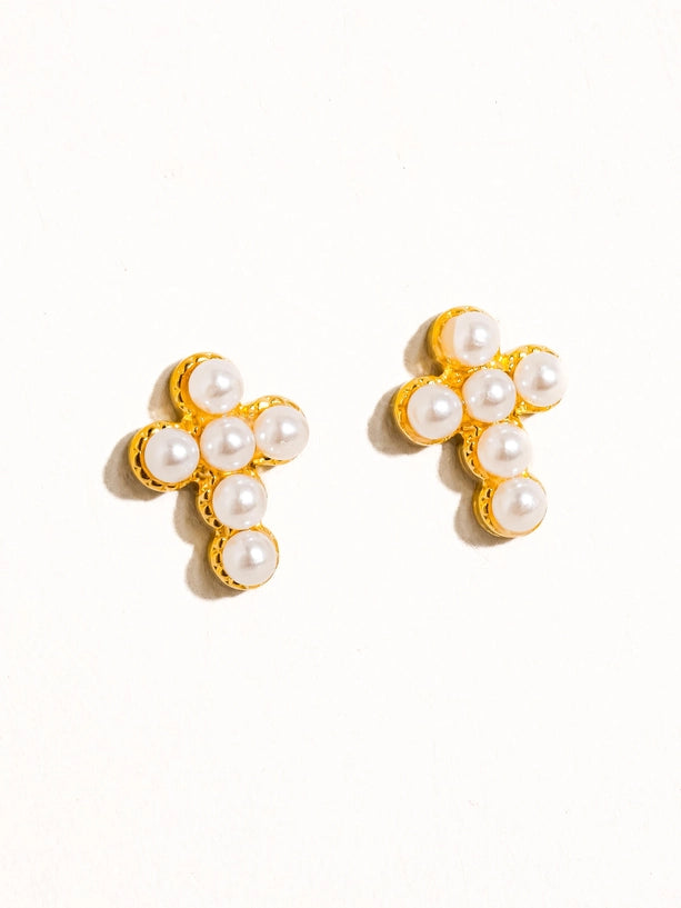 18K Non-Tarnish Pearl Cross Stud