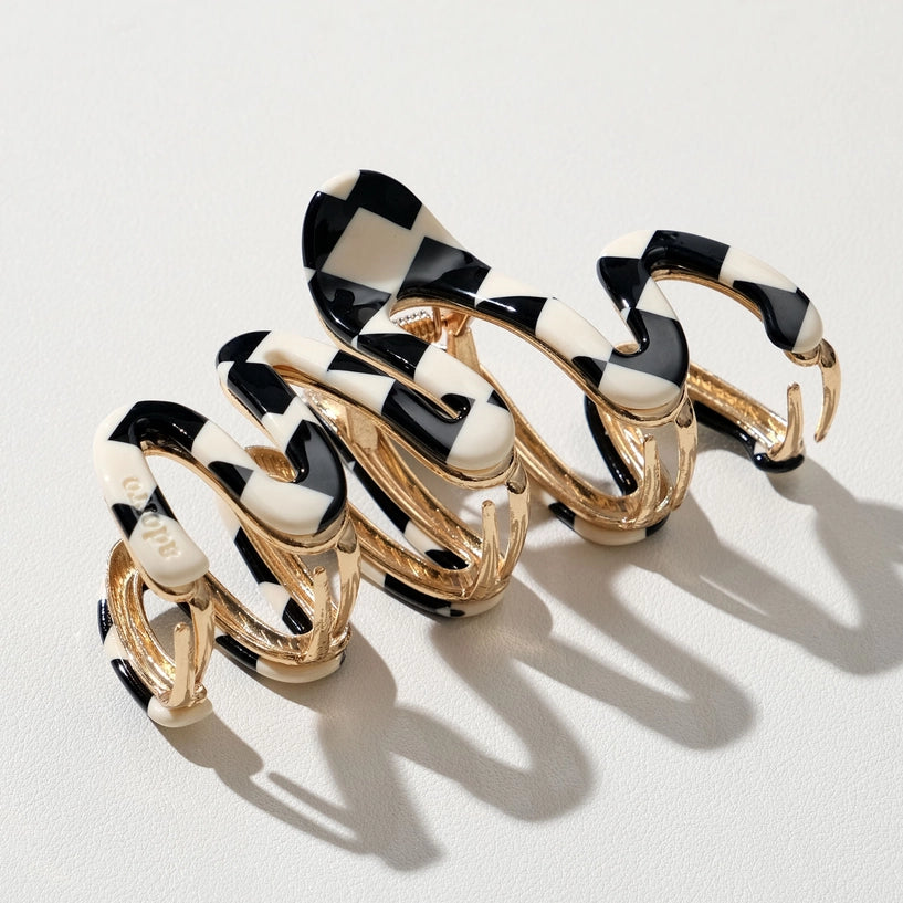 Willow Vintage | Large Squiggle Metal Claw Clip