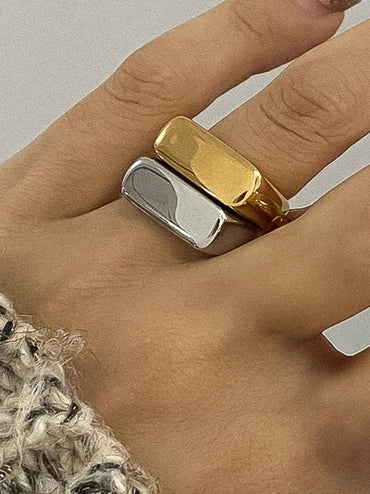Glayce Non-Tarnish Classic Signet Ring