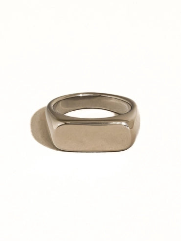 Glayce Non-Tarnish Classic Signet Ring